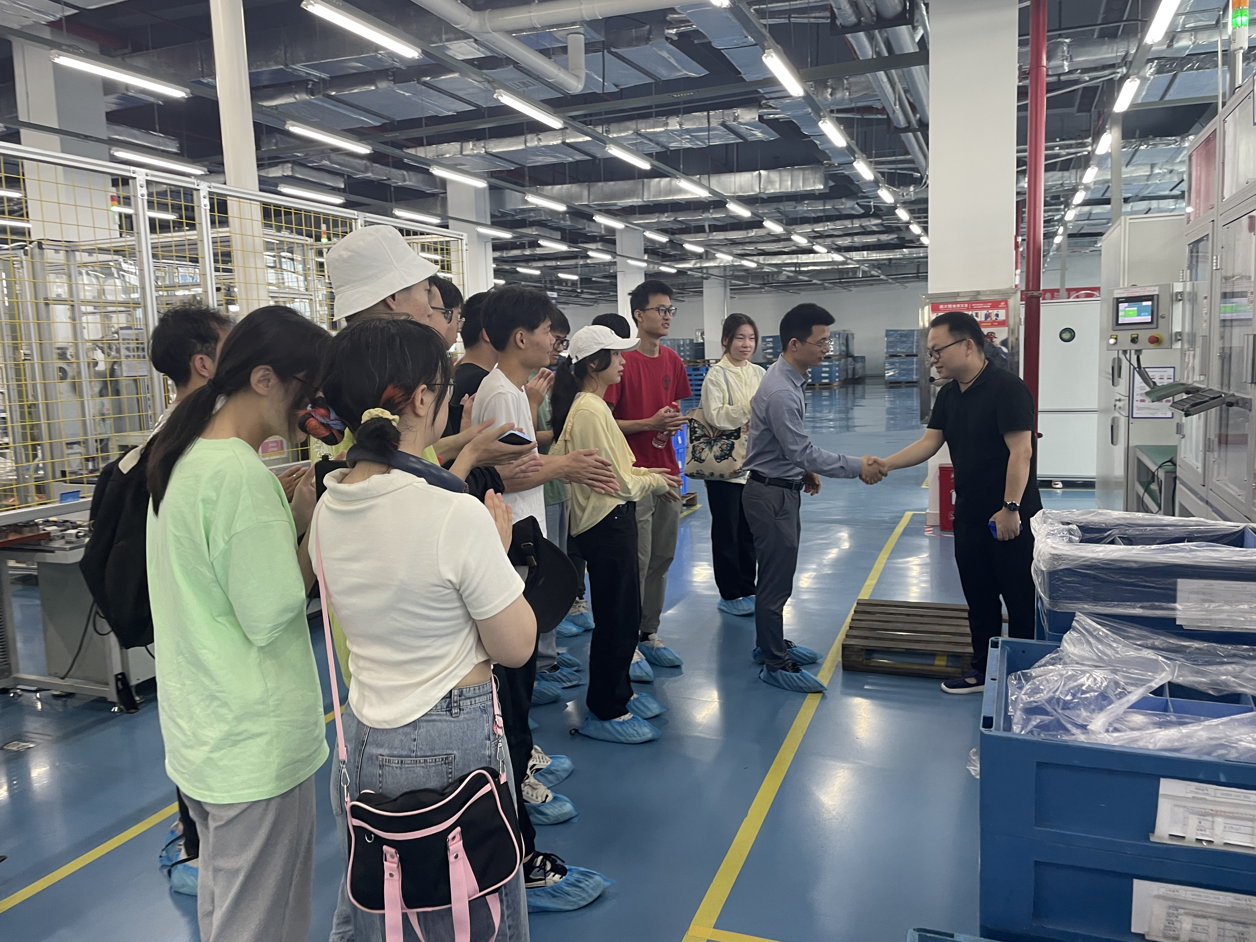 【健科简讯】中南大学自动化院师生到我司参观学习
